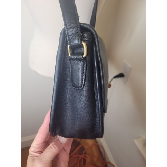 VTG Coach Leather Crossbody City Bag 9790 Adjustable Strap Turnlock Brass - Picture 8 of 11